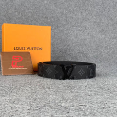 Louis Vuitton LV Belt Women Initiales 40mm Reversible Black Leather & Monogram | 85CM (Copy)